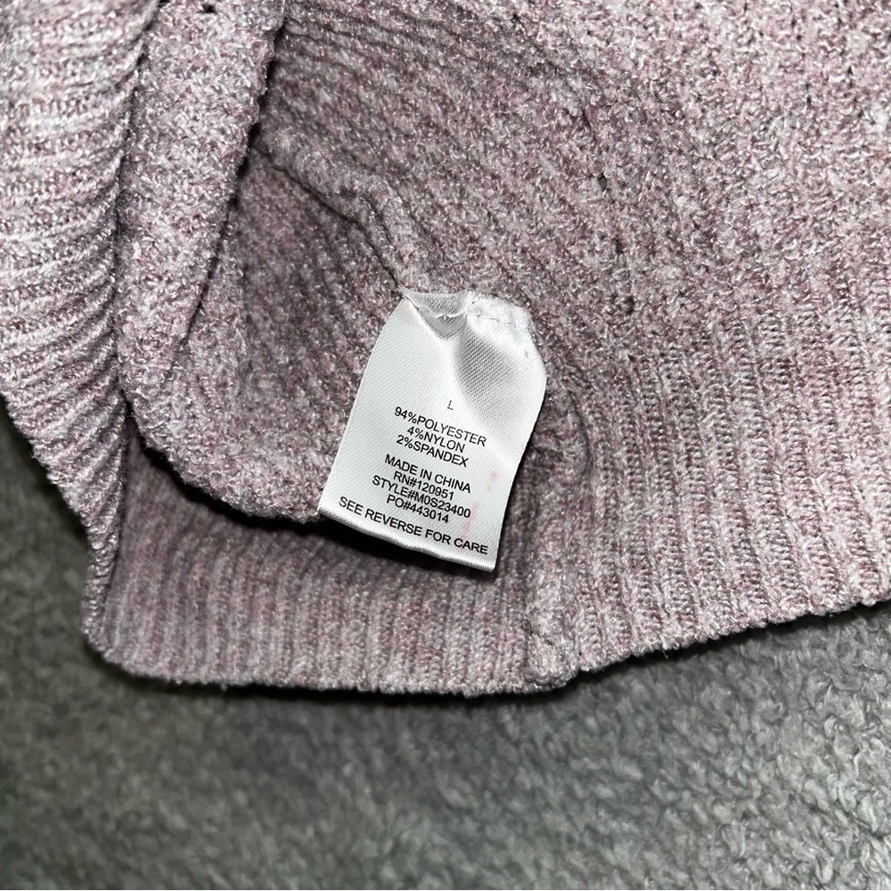 Pink Rose V-Neck Sweater - Lilac size large - Picture 2 of 5